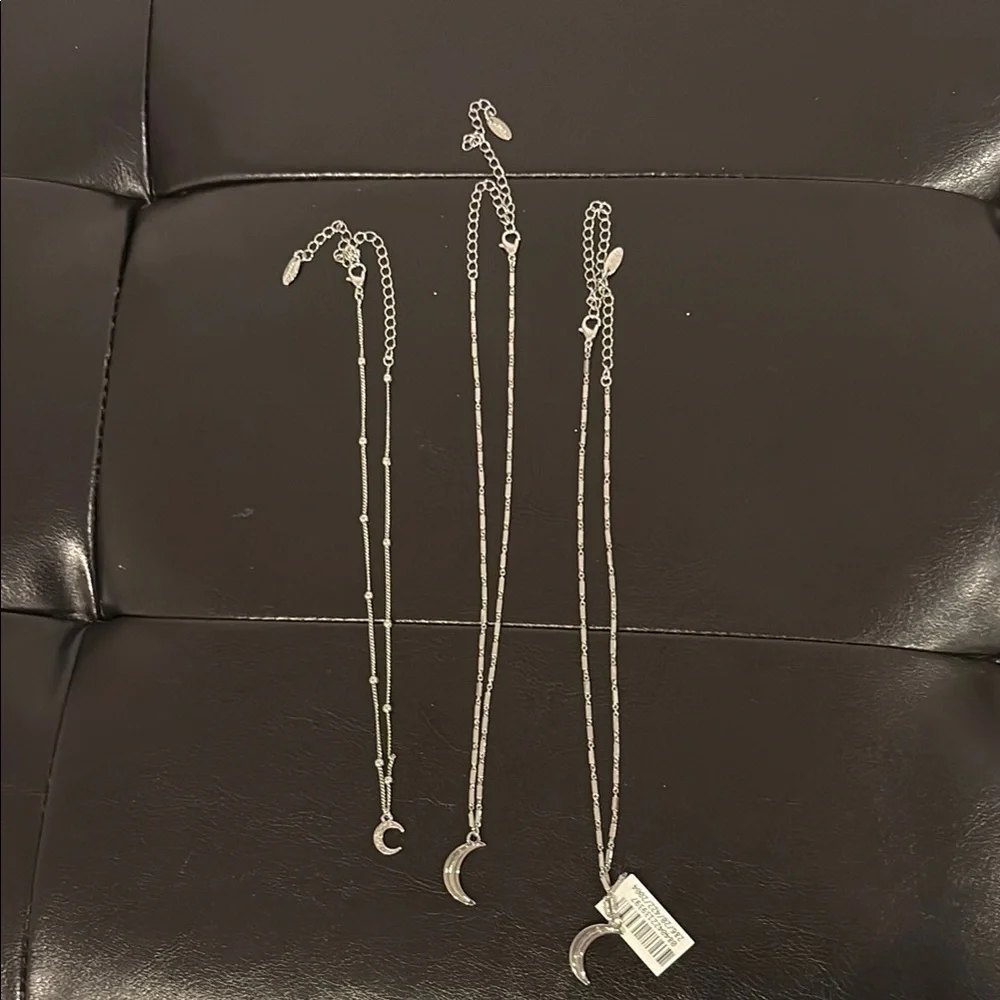 Silver Moon and necklace set Ettika